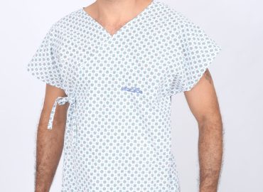 Conjunto paciente bermuda e blusa transpassada